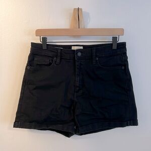 Universal Threads High Rise Midi Shorts in Black - Size 10/30R